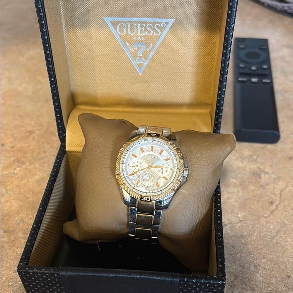 Guess Ladies Watch.  Very nice.  Tim Horton’s award, approx 2015.